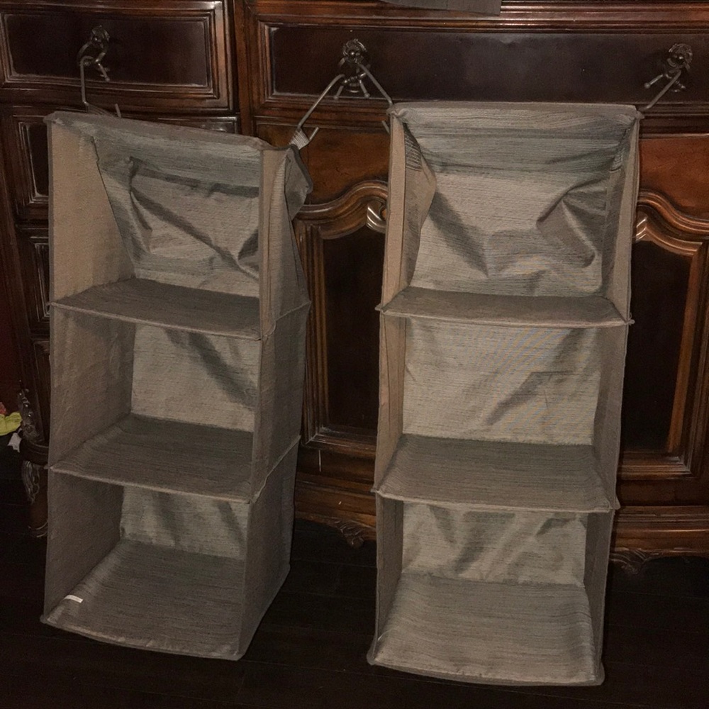 Hanging storage boxes for shoes or clothes